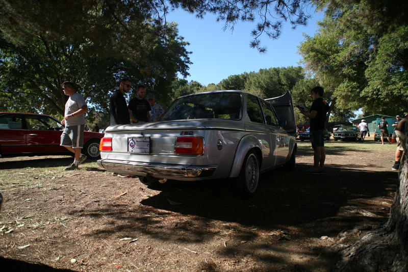 Illustration for article titled SoCal Vintage BMWs: Where the turn-signal-using BMW owners come to play